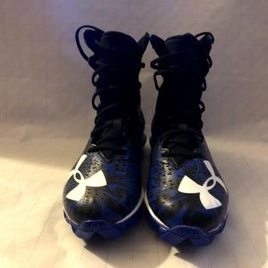 New Under Armour Mens Football Cleats Size 9